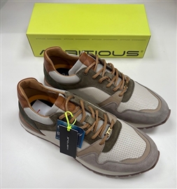 Ambitious Vince Leather Trainer
